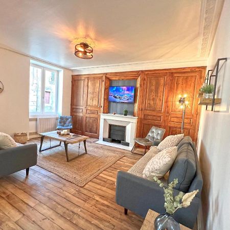 Gite Cosy Avec Jacuzzi Classe 3 Etoiles Poncin Екстериор снимка